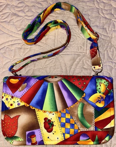 s-l500-33 Crossbody Bag 2 Zips 3 Pocket W/CC Sleeves Hand Crafted Whimsy Boho 60s Retro - Image 1